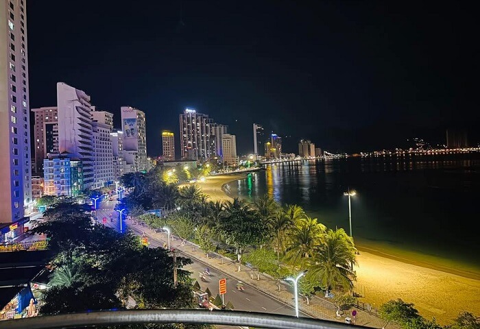 Khách sạn đường Phạm Văn Đồng Nha Trang