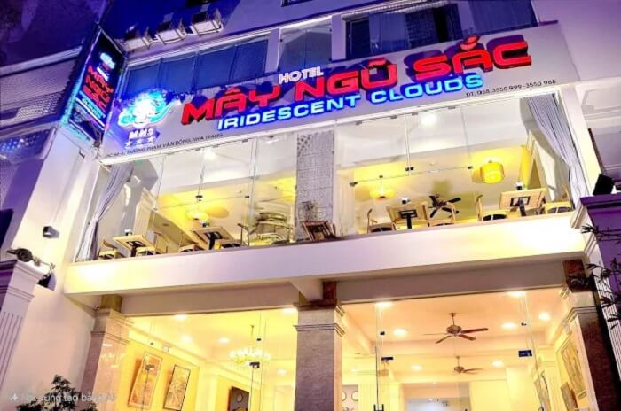 Khách sạn đường Phạm Văn Đồng Nha Trang