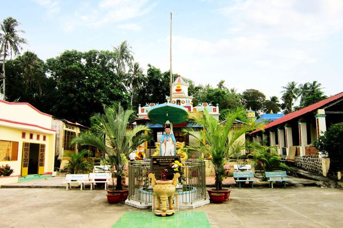 Chùa Sùng Hưng Phú Quốc