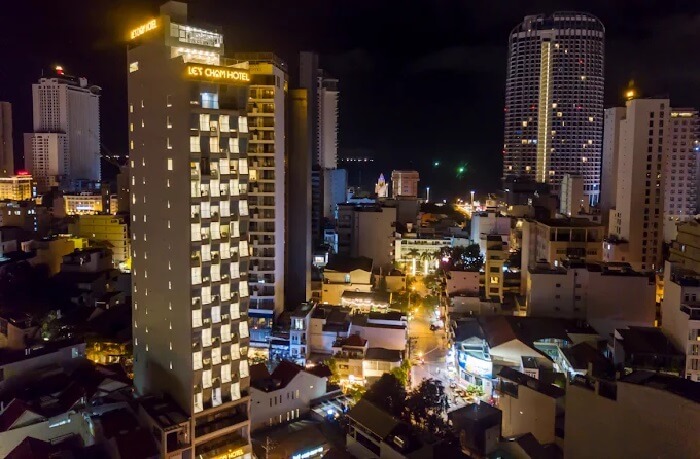 Khách sạn đường Bạch Đằng Nha Trang