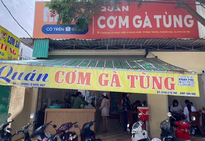 Quán cơm gà Nha Trang