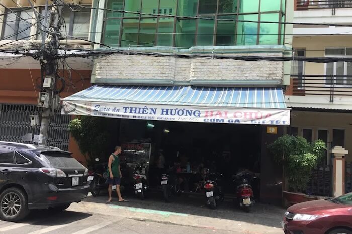 Quán cơm gà Nha Trang