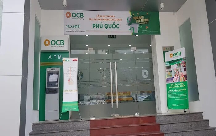 ngân hàng và cây ATM ở Phú Quốc