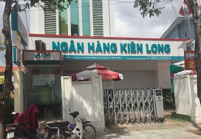 ngân hàng và cây ATM ở Phú Quốc