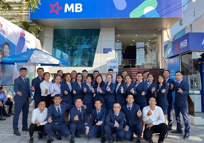 ngân hàng và cây ATM ở Phú Quốc